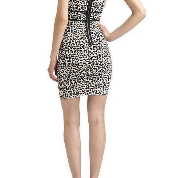 BCBG Maxazria Sleeveless V-Neck Leopard Print Mini Cocktail Dress‎ Size XS NWT - Picture 2 of 11